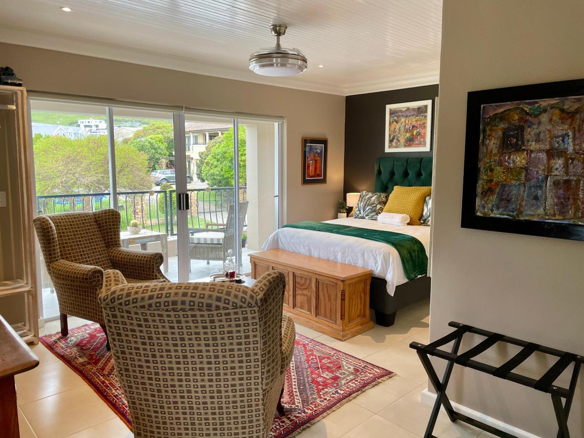 Calm Waters Guesthouse Plettenberg Bay Room photo