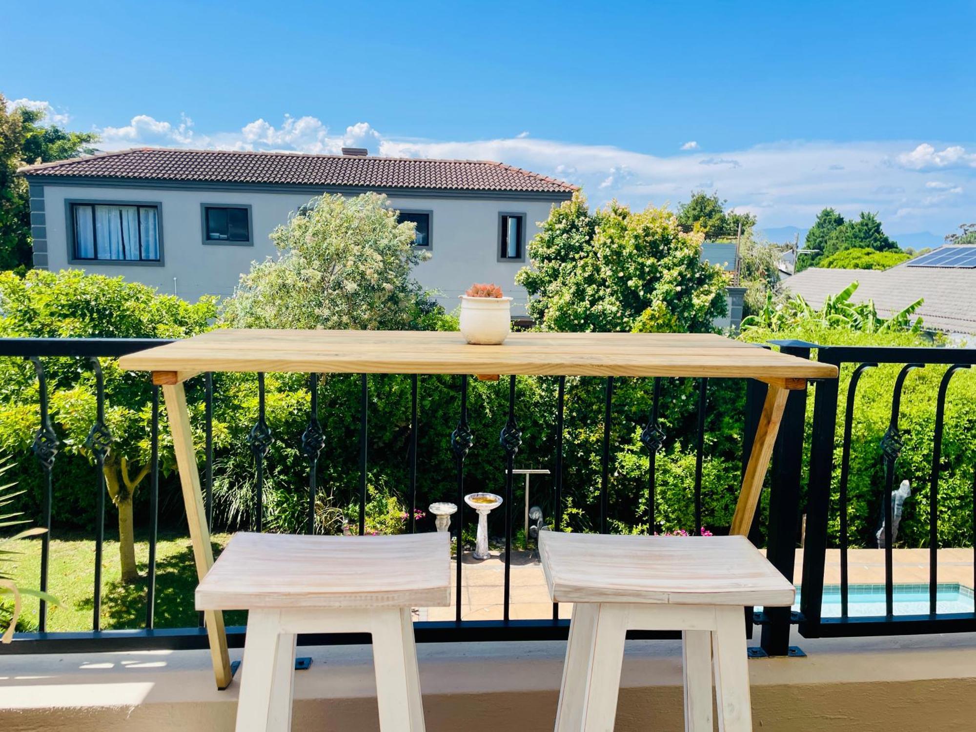 Calm Waters Guesthouse Plettenberg Bay Exterior photo