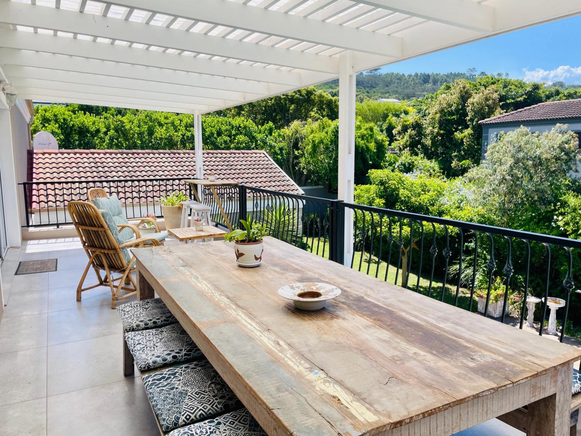 Calm Waters Guesthouse Plettenberg Bay Exterior photo